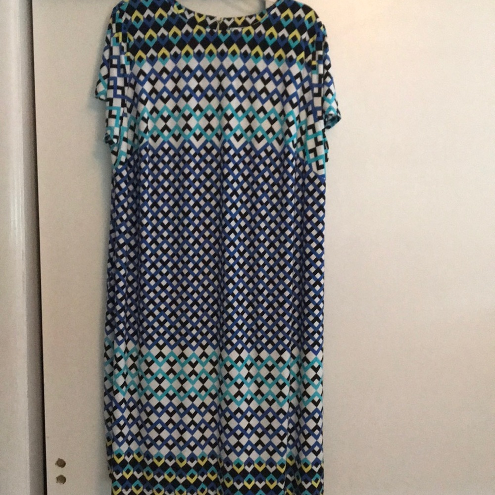 EXCELLENT DRESS FROM LONDON TIMES - 20W